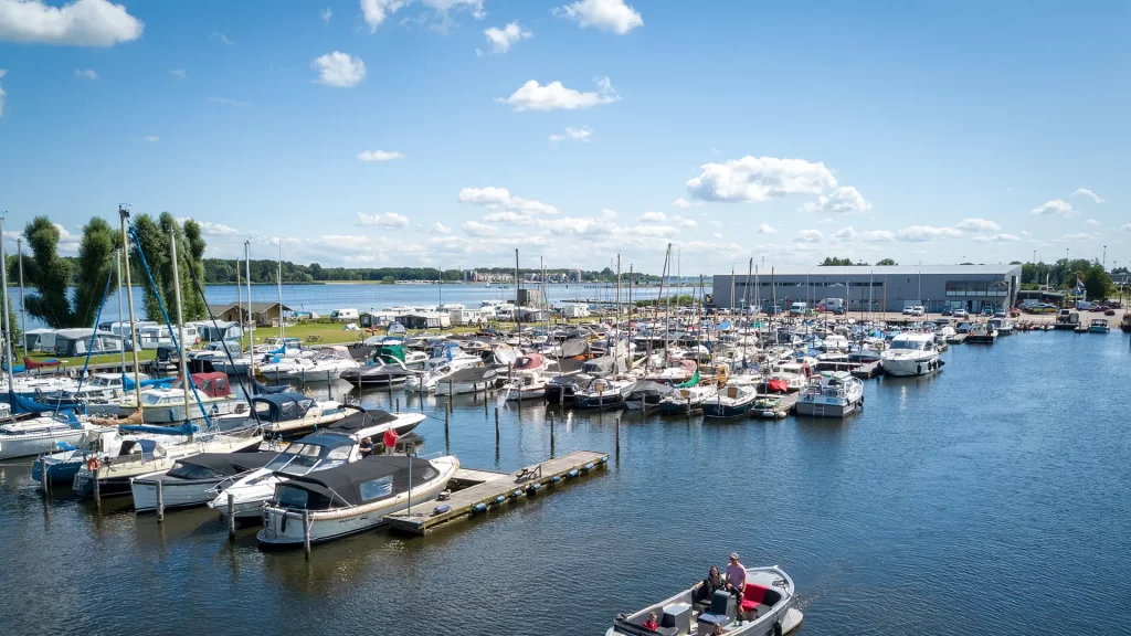 Buitenstalling bij Jachthaven Nieuwboer