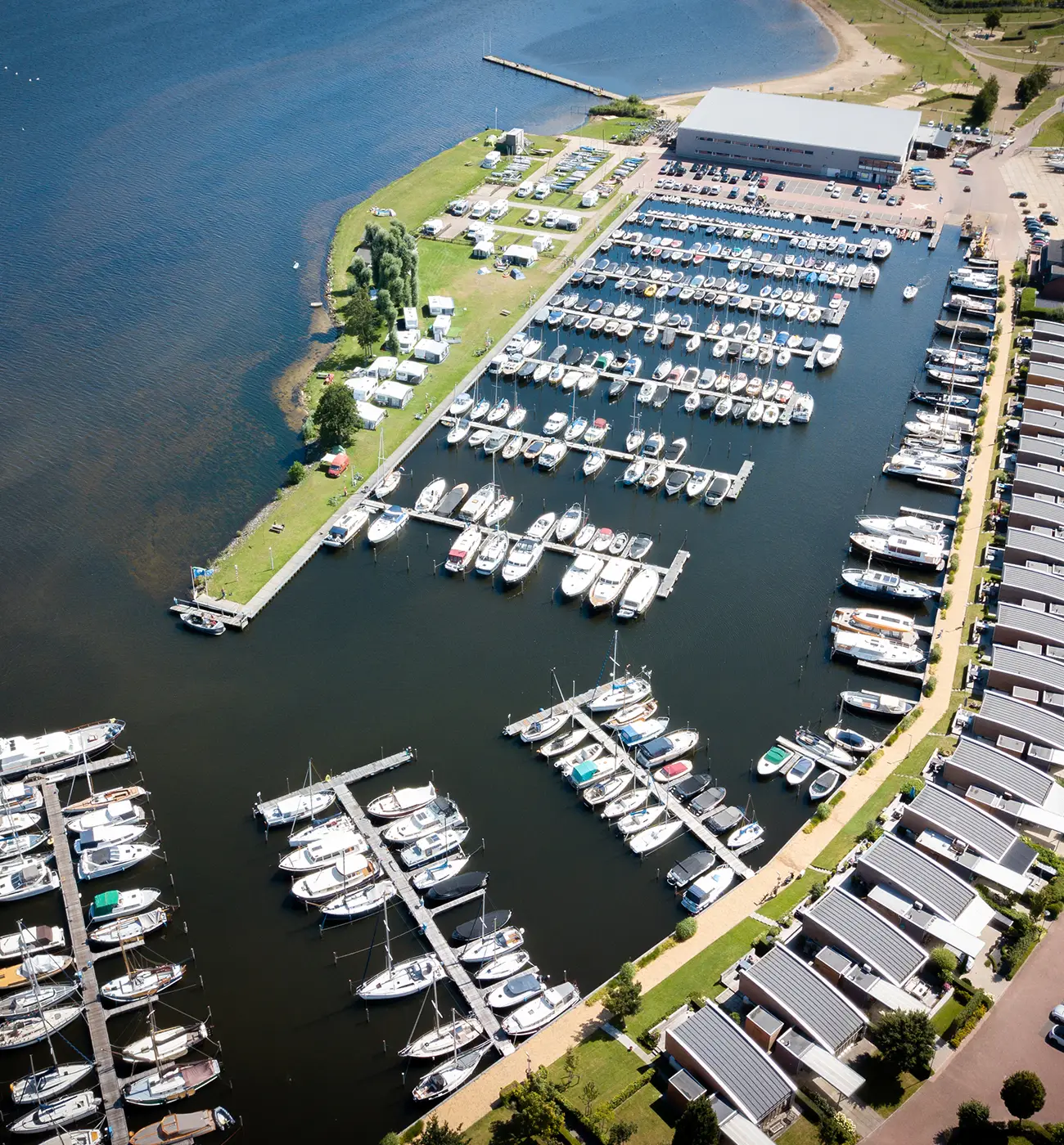 Ligplaatsen bij Jachthaven Nieuwboer
